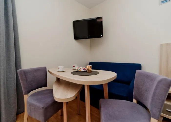 Bed & Breakfast Agat 3*